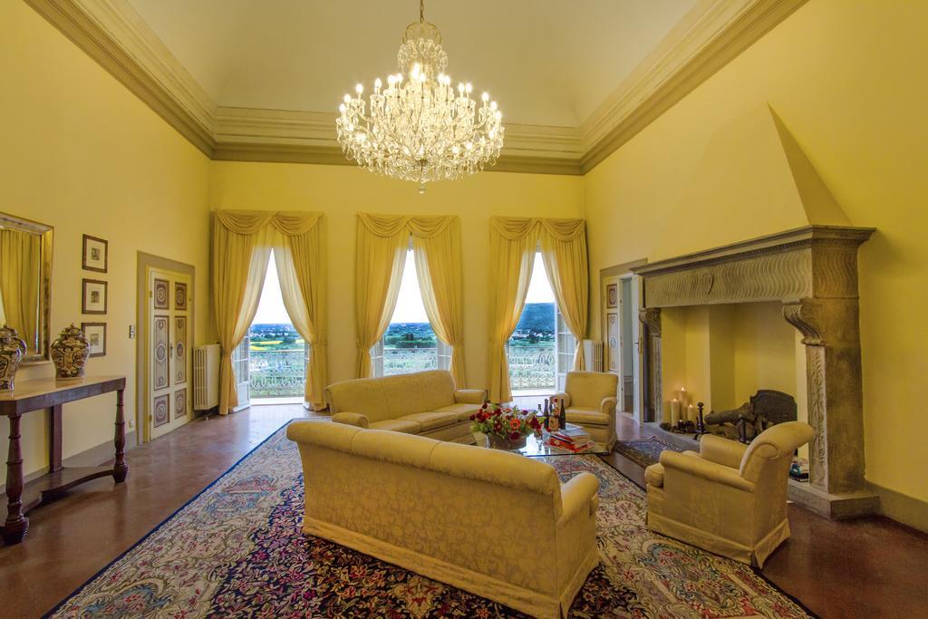 Villa Alta - Residenza D'Epoca Con Piscina ซานจูเลียโน แตร์เม ภายนอก รูปภาพ