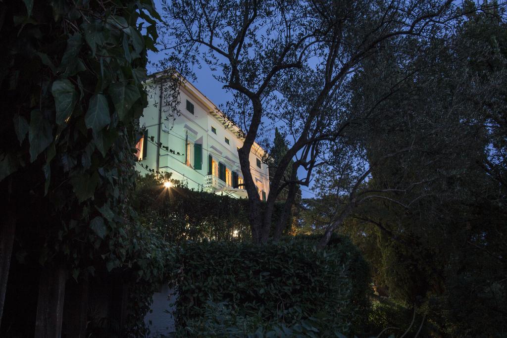 Villa Alta - Residenza D'Epoca Con Piscina ซานจูเลียโน แตร์เม ภายนอก รูปภาพ